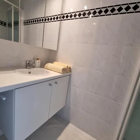 Luxurious With Sea View